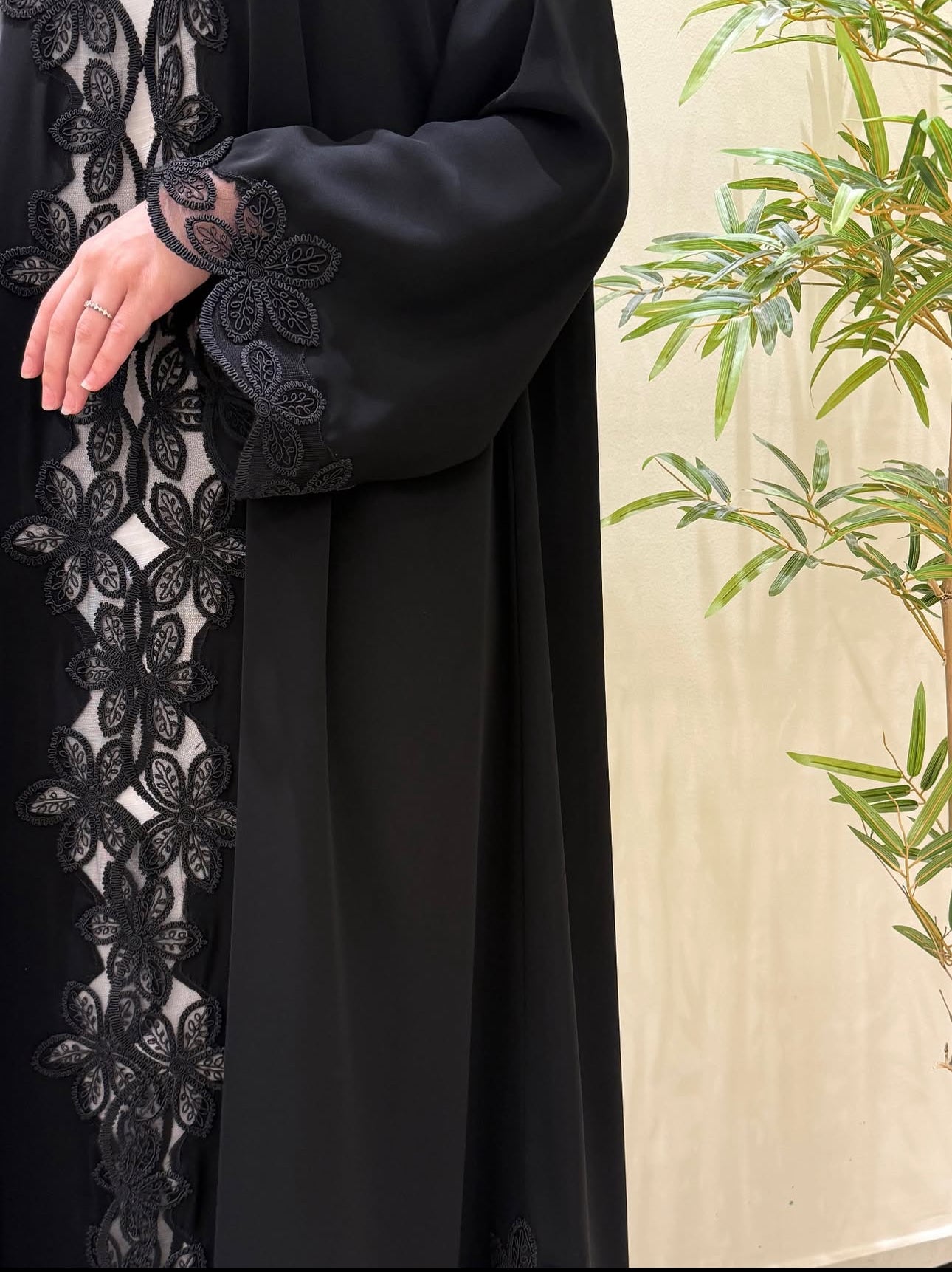 Floral Design Black Abaya