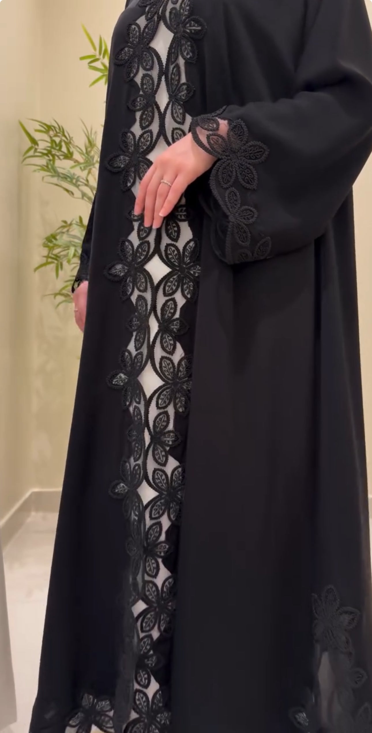 Floral Design Black Abaya
