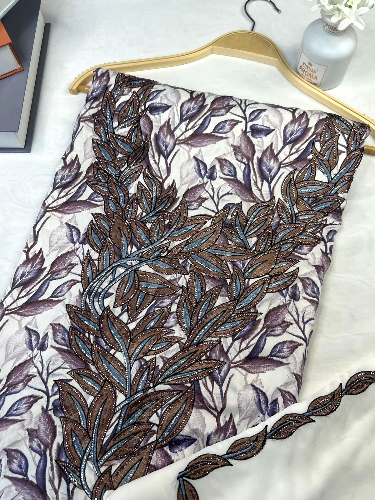 Makhwir Floral