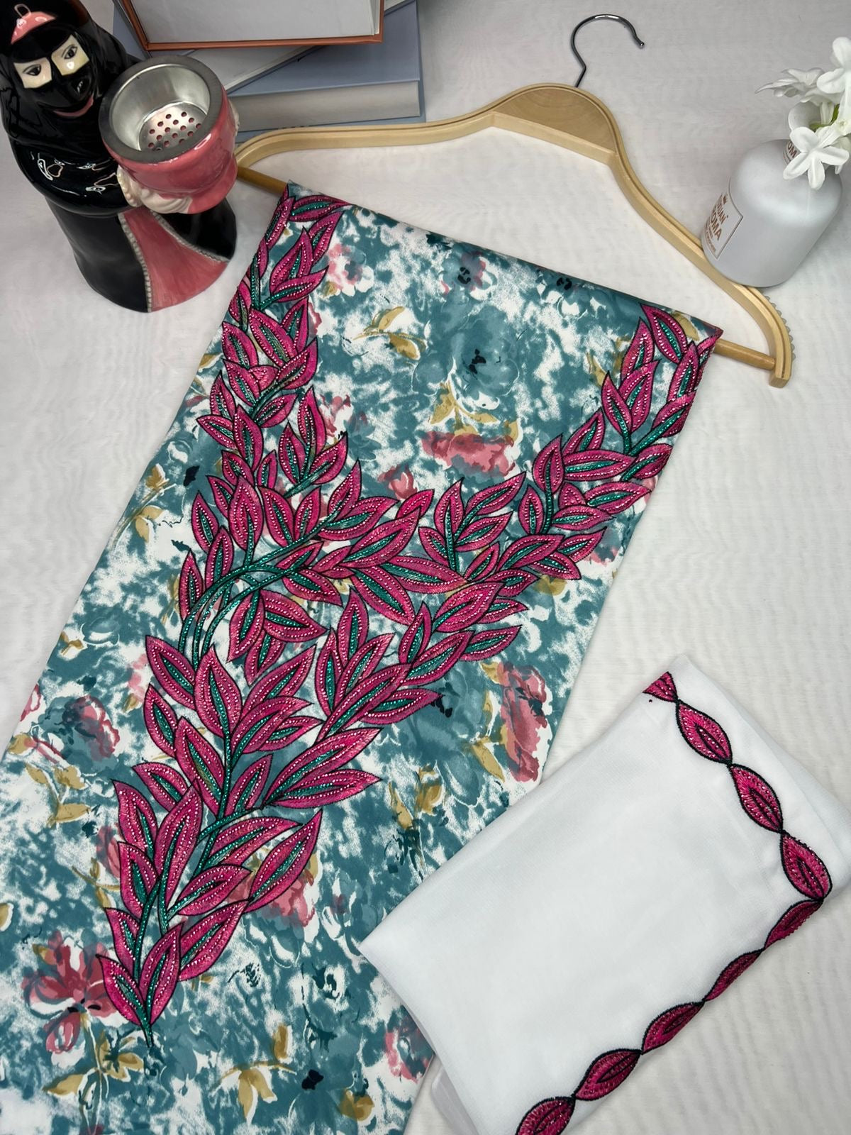 Makhwir Floral
